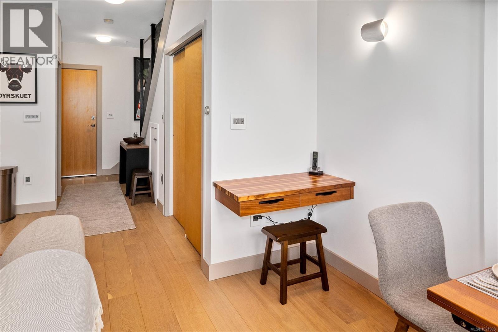 317 599 Pandora Ave, Victoria, British Columbia  V8W 1N5 - Photo 17 - 1021938