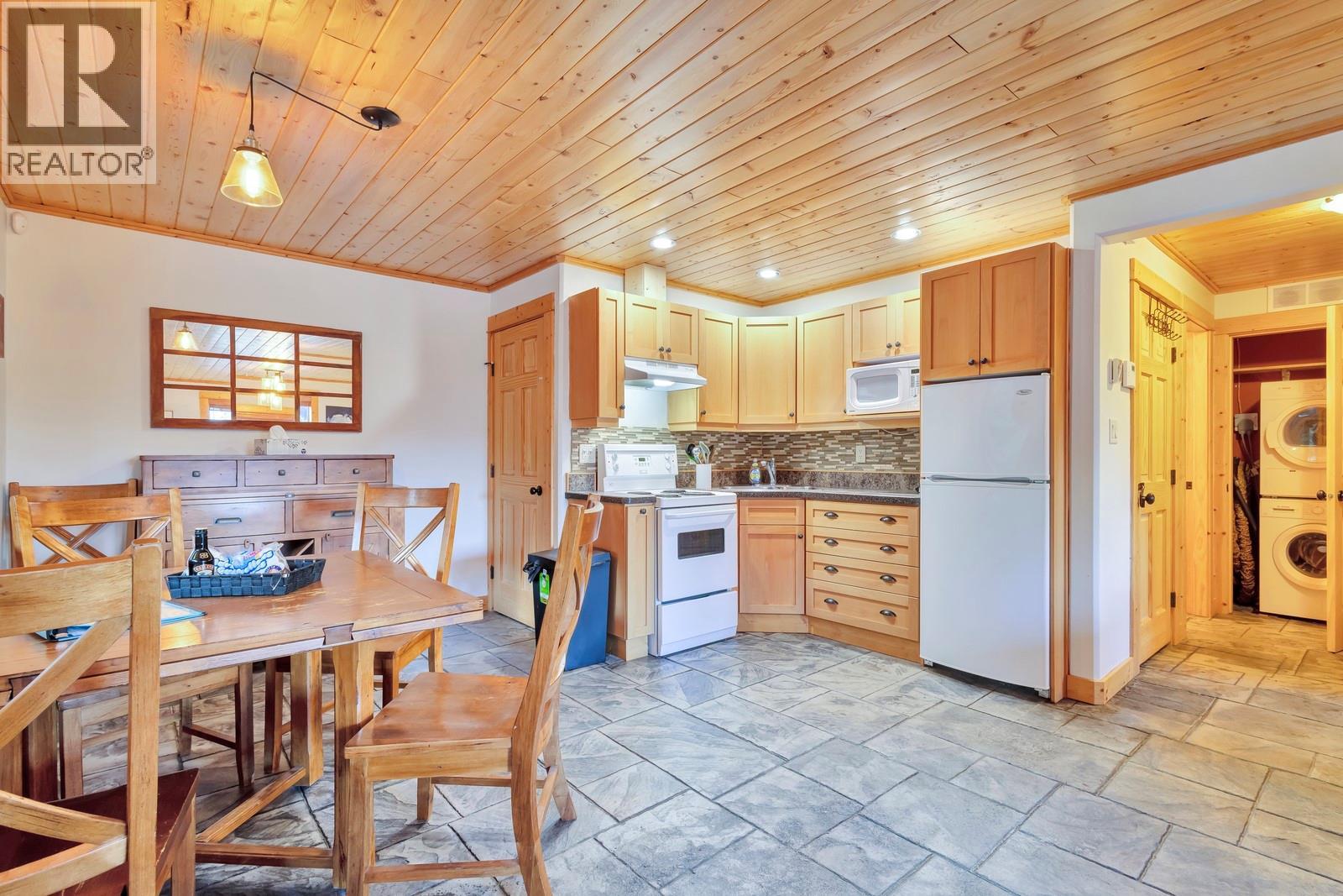 1211 Apex Mountain Road Unit# 1, Penticton, British Columbia  V2A 0E2 - Photo 22 - 10371092