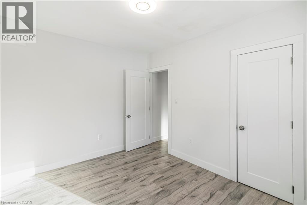 100 Green Mountain Road E, Stoney Creek, Ontario  L8J 2W4 - Photo 14 - 40793871