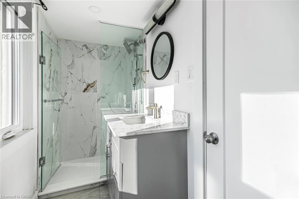 100 Green Mountain Road E, Stoney Creek, Ontario  L8J 2W4 - Photo 24 - 40793871