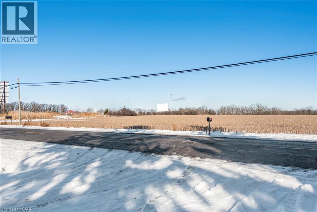 100 Green Mountain Road E, Stoney Creek, Ontario  L8J 2W4 - Photo 3 - 40793871