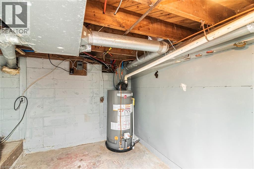 100 Green Mountain Road E, Stoney Creek, Ontario  L8J 2W4 - Photo 31 - 40793871