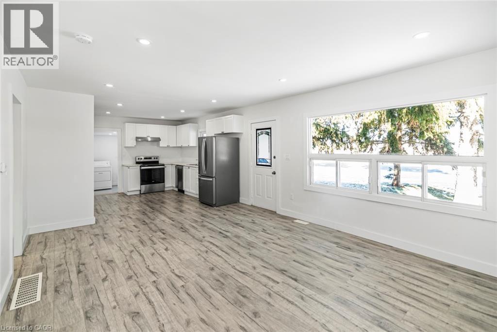 100 Green Mountain Road E, Stoney Creek, Ontario  L8J 2W4 - Photo 6 - 40793871