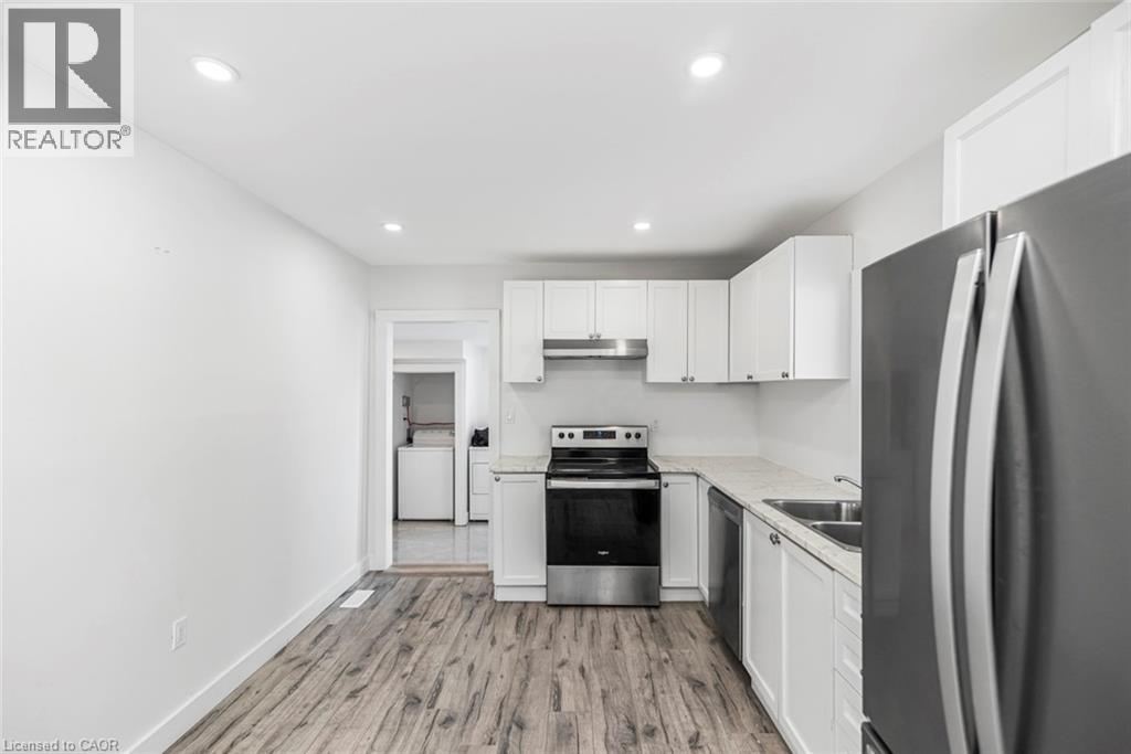 100 Green Mountain Road E, Stoney Creek, Ontario  L8J 2W4 - Photo 9 - 40793871