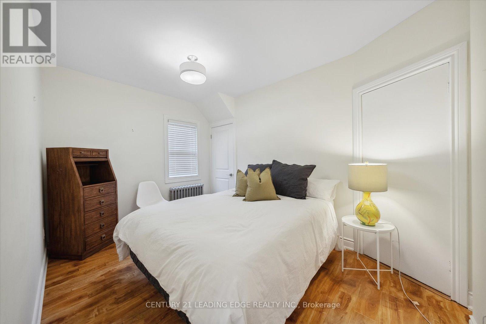 Main - 227 Clinton Street, Toronto, Ontario  M6G 2Y4 - Photo 31 - C12636886