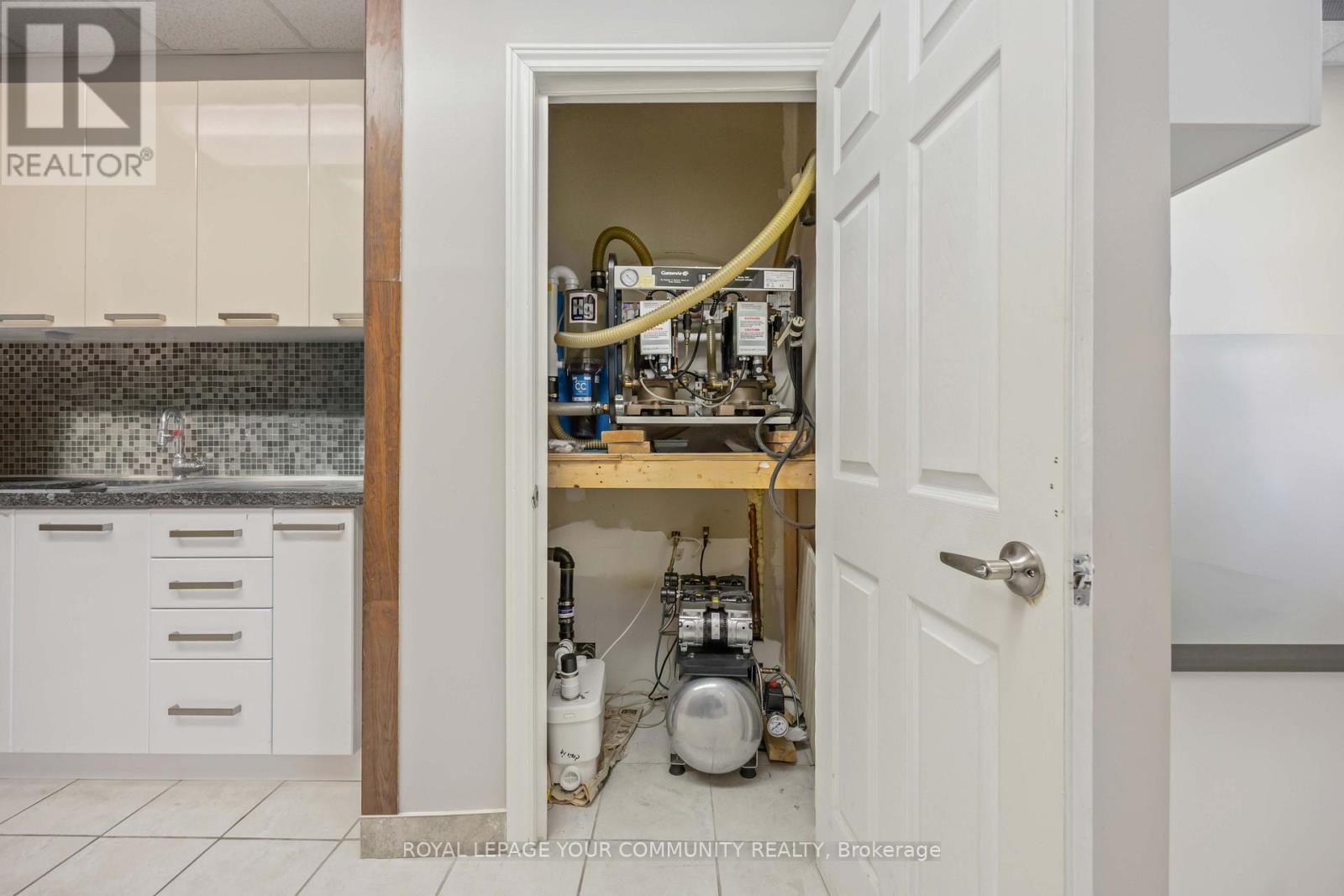 219 - 5409 Yonge Street, Toronto, Ontario  M2N 5R6 - Photo 21 - C12636888