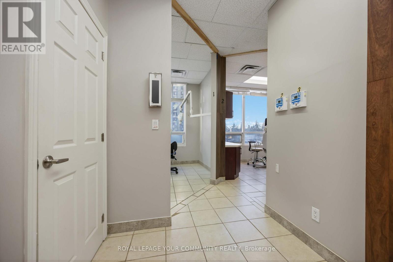 219 - 5409 Yonge Street, Toronto, Ontario  M2N 5R6 - Photo 22 - C12636888