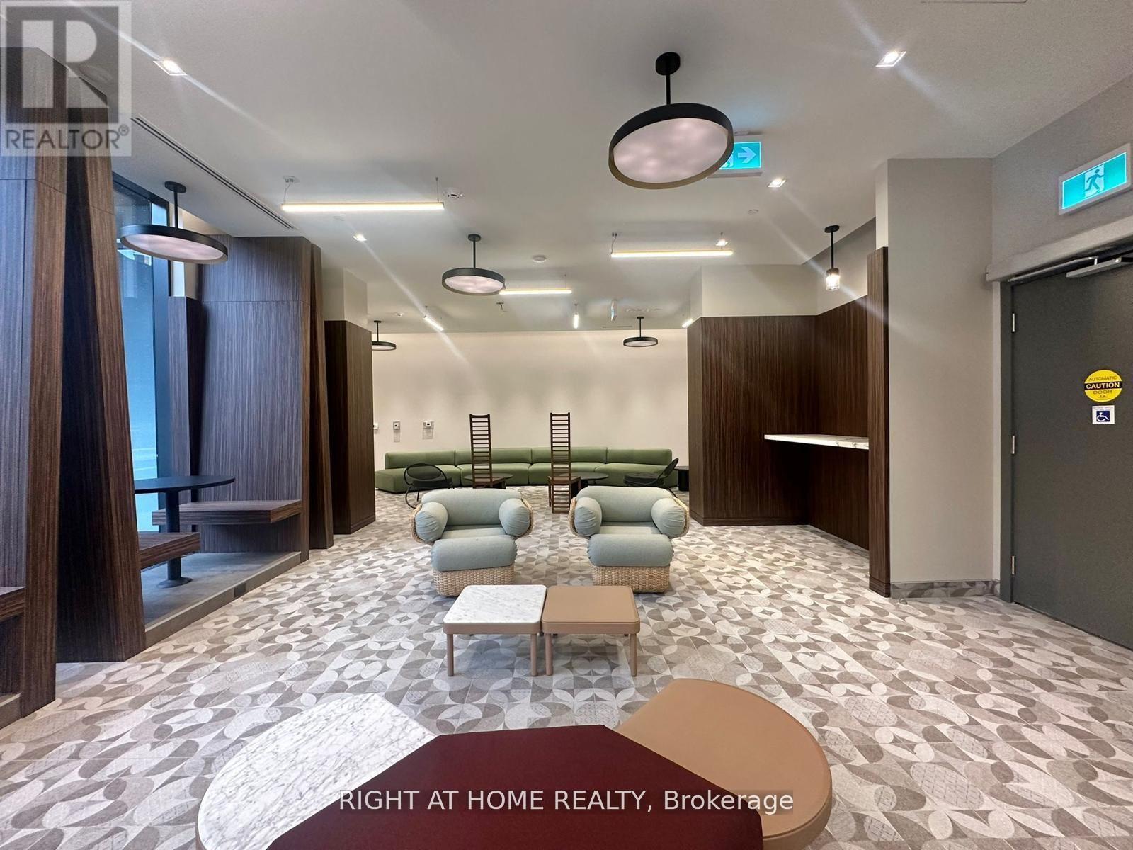 Ph 10 - 9 Tecumseth Street, Toronto, Ontario  M5V 0S5 - Photo 18 - C12636898