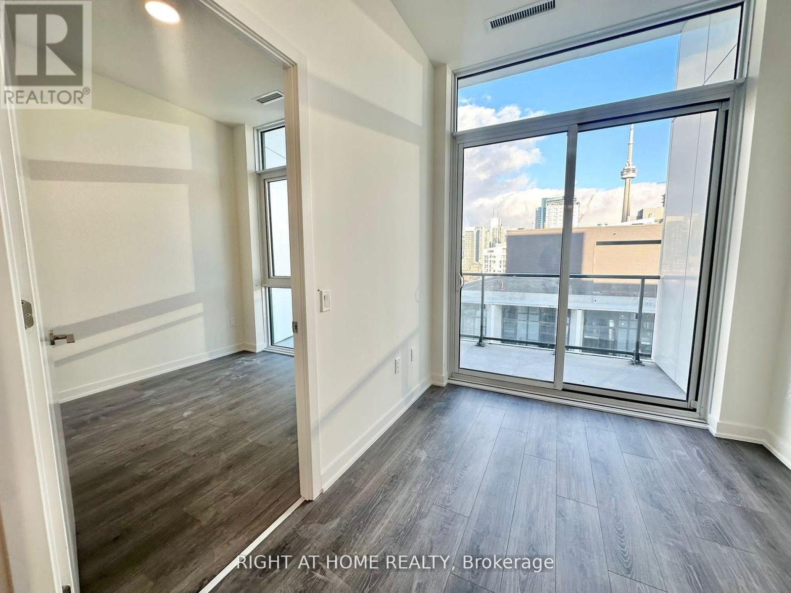 Ph 10 - 9 Tecumseth Street, Toronto, Ontario  M5V 0S5 - Photo 4 - C12636898