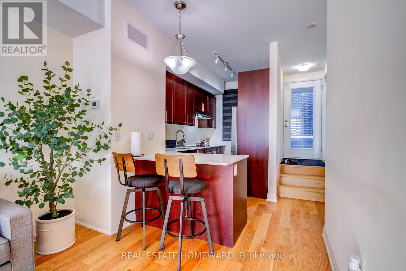 4 Curlew Drive, Toronto, Ontario M3A 0A8 - Photo 7 - C12636904