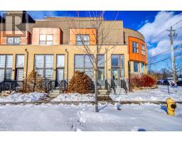 4 CURLEW DRIVE, Toronto, Ontario