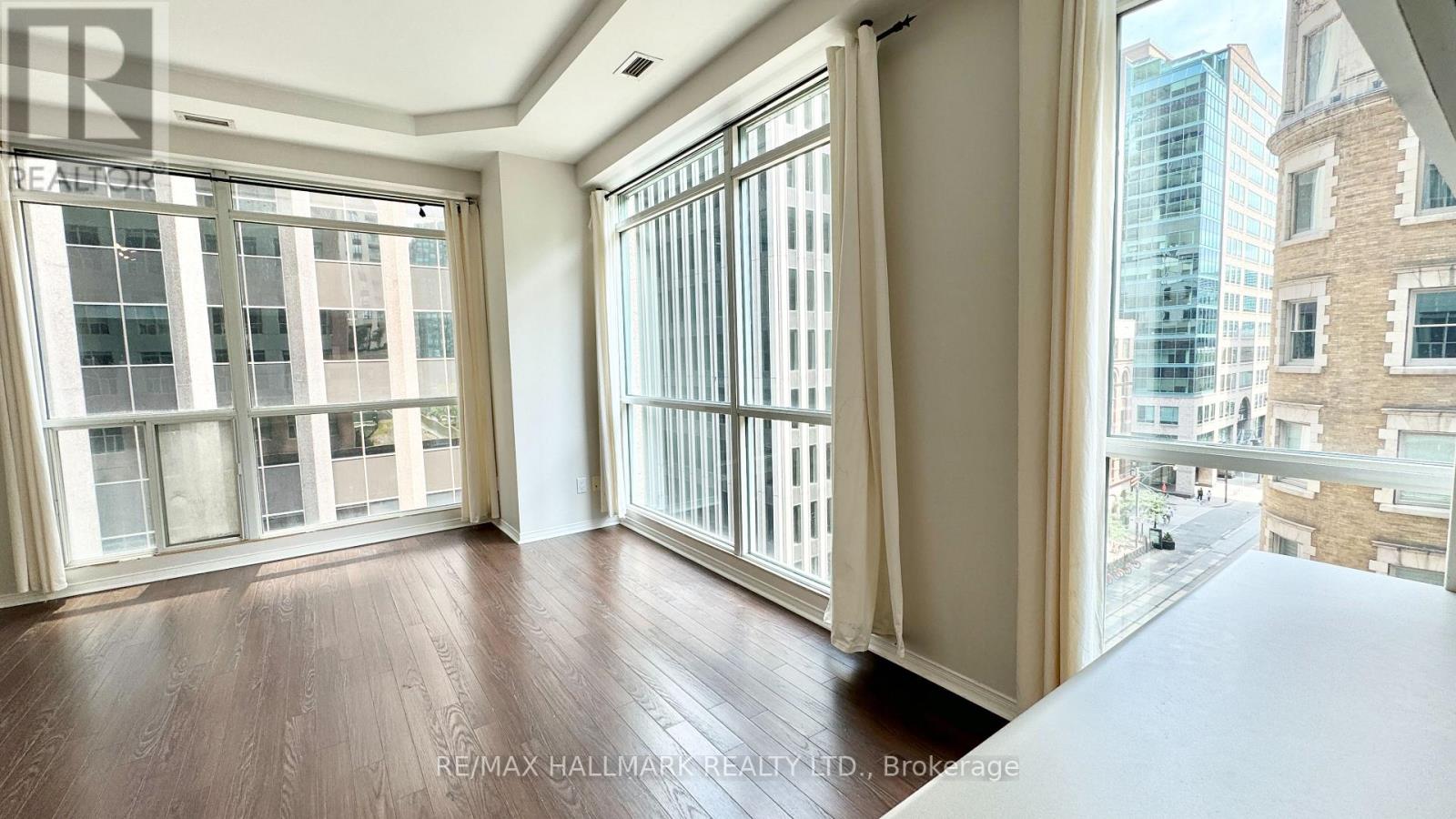 613 - 7 King Street E, Toronto, Ontario  M5C 3C5 - Photo 3 - C12636938