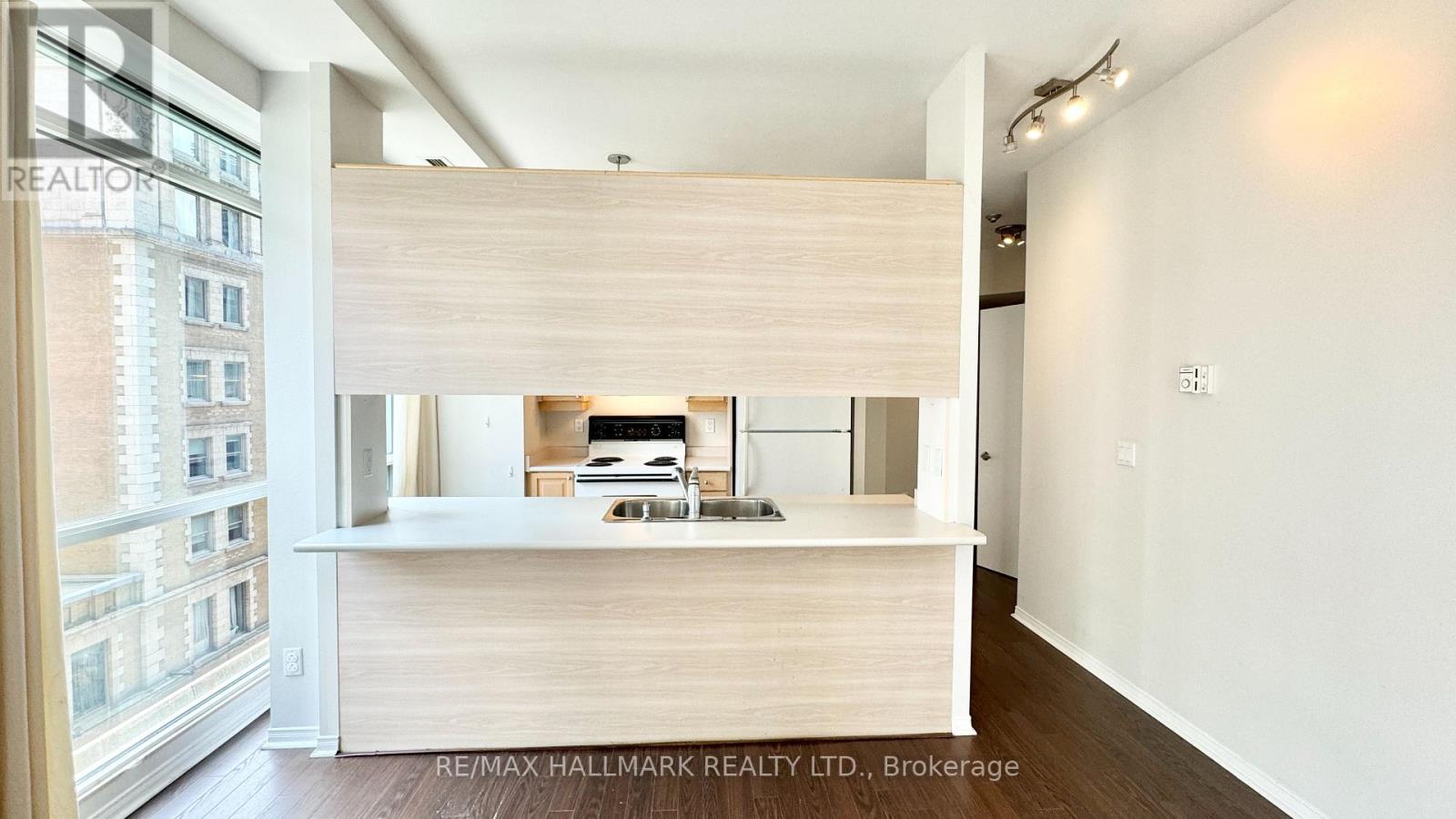 613 - 7 King Street E, Toronto, Ontario  M5C 3C5 - Photo 5 - C12636938