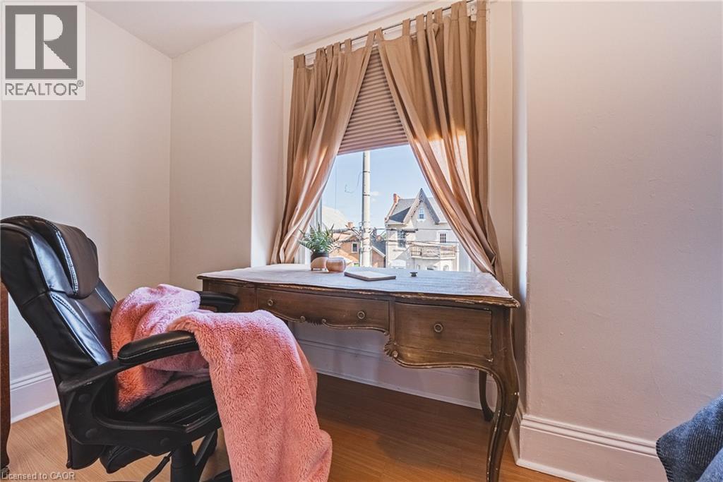 215 Mary Street, Hamilton, Ontario  L8L 4W2 - Photo 19 - 40778470