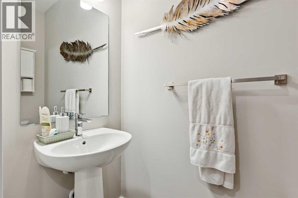 132 Crestridge Common Sw, Calgary, Alberta T3B 6J5 - Photo 19 - A2269779
