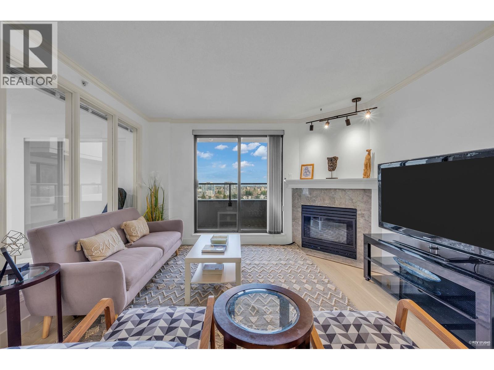 1503 6611 Cooney Road, Richmond, British Columbia  V6Y 4C5 - Photo 3 - R3074083