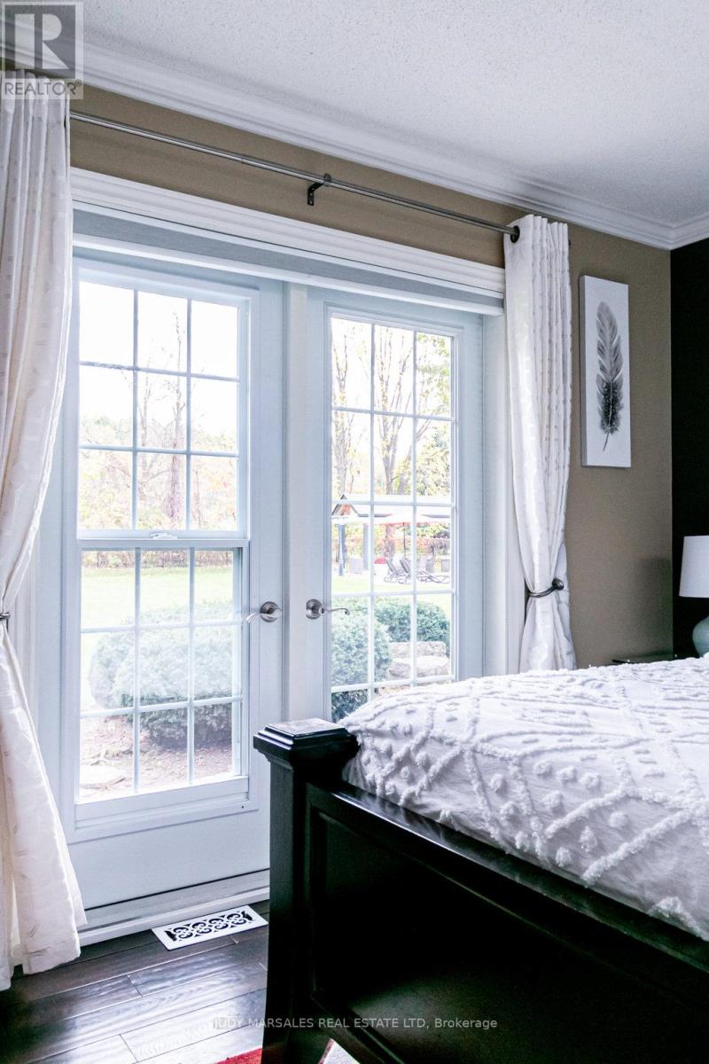 20 Meander Close, Hamilton, Ontario  L0R 1H1 - Photo 18 - X12466470