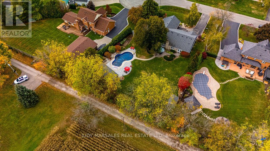 20 Meander Close, Hamilton, Ontario  L0R 1H1 - Photo 45 - X12466470