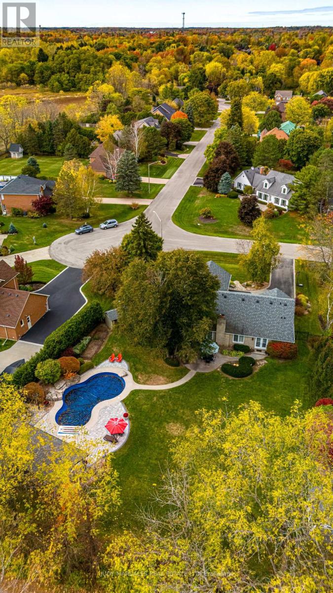 20 Meander Close, Hamilton, Ontario  L0R 1H1 - Photo 44 - X12466470