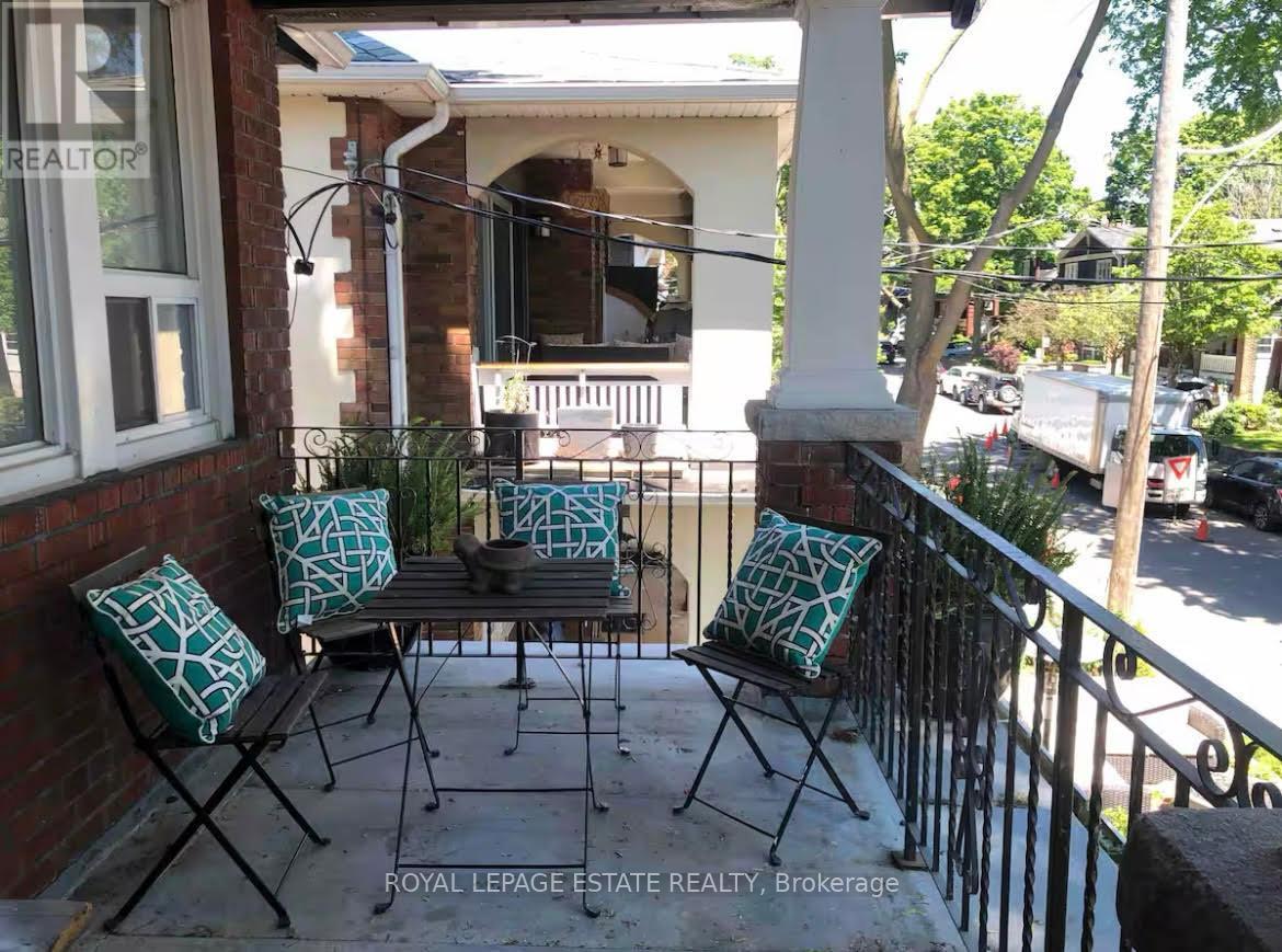 Upper - 62 Scarboro Beach Boulevard, Toronto, Ontario  M4E 2X1 - Photo 12 - E12636936