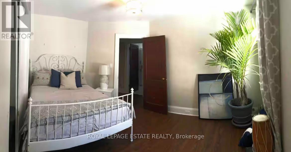 Upper - 62 Scarboro Beach Boulevard, Toronto, Ontario  M4E 2X1 - Photo 14 - E12636936