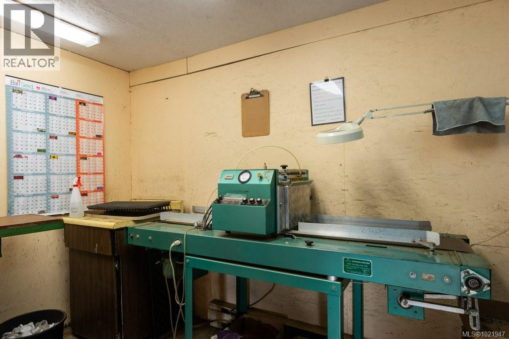 2012 Anderton Rd, Comox, British Columbia V9M 4B1 - Photo 4 - 1021947