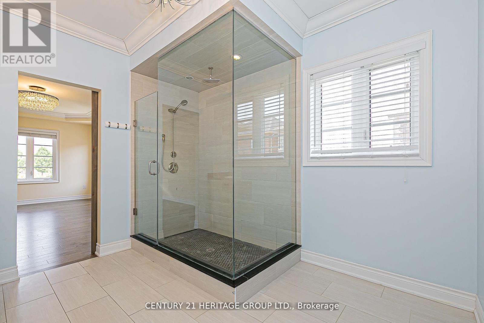 2 Roy Harper Avenue, Aurora, Ontario  L4G 0V4 - Photo 21 - N12636940