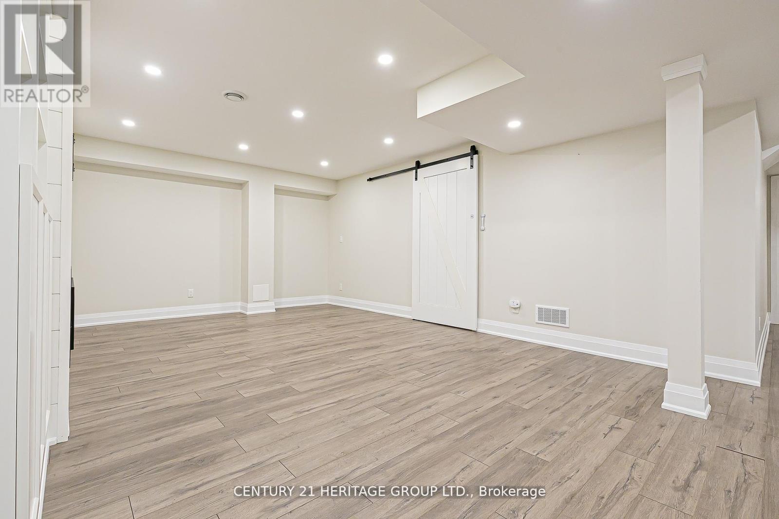 2 Roy Harper Avenue, Aurora, Ontario  L4G 0V4 - Photo 36 - N12636940