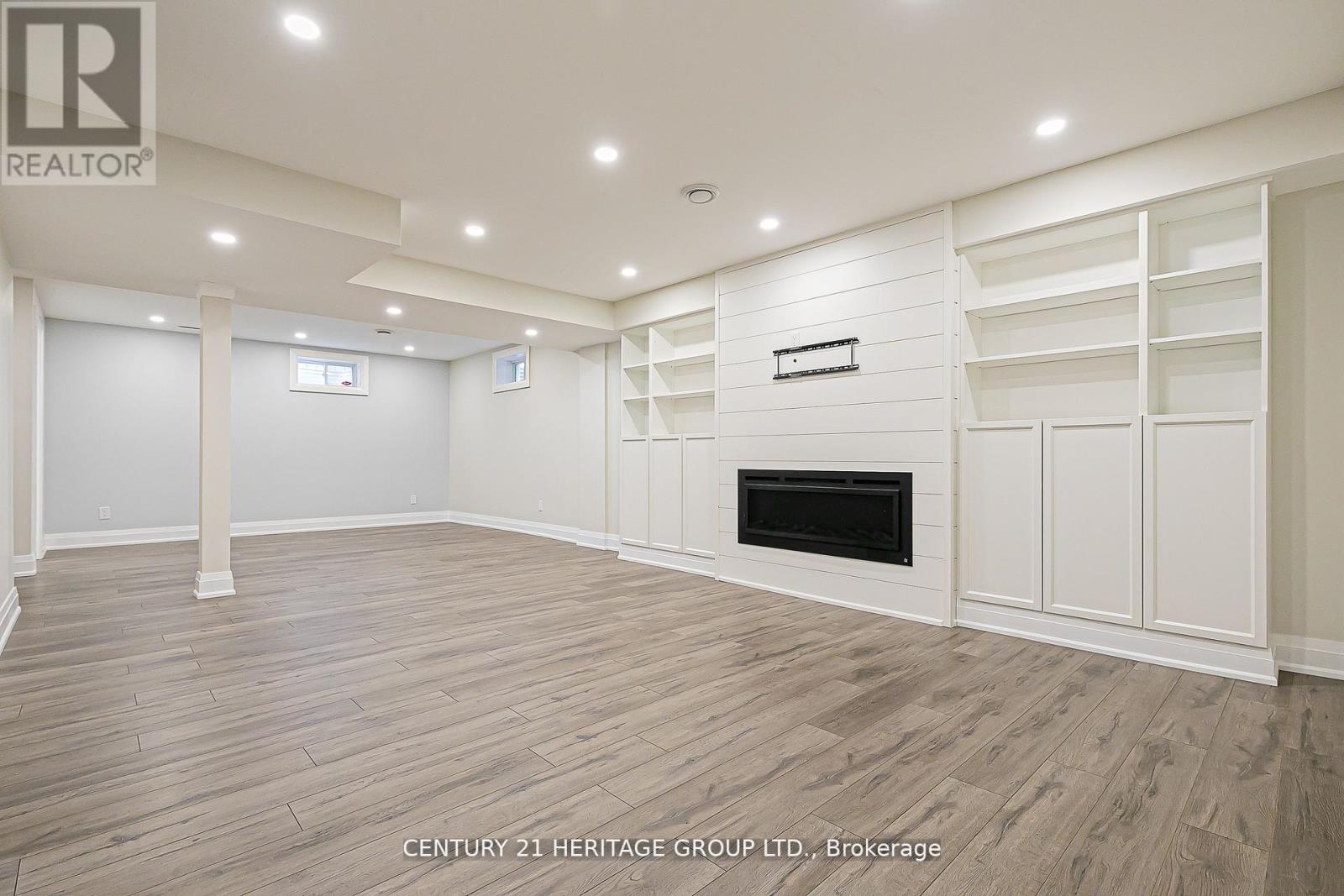 2 Roy Harper Avenue, Aurora, Ontario  L4G 0V4 - Photo 38 - N12636940