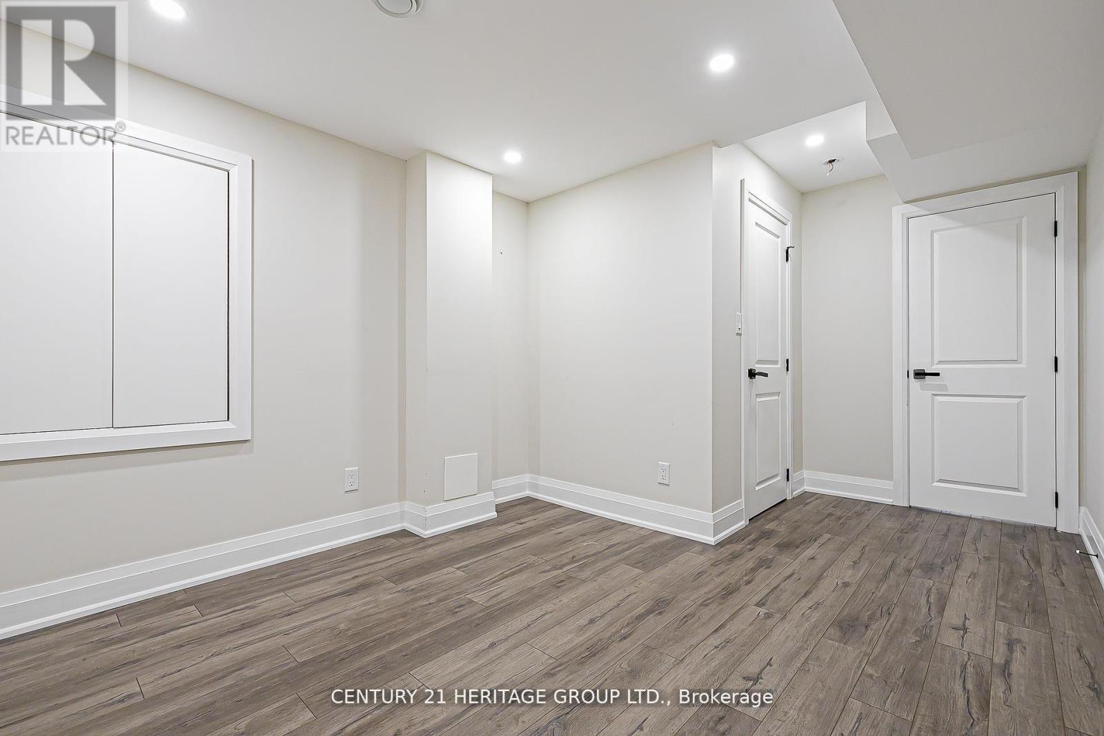 2 Roy Harper Avenue, Aurora, Ontario  L4G 0V4 - Photo 39 - N12636940