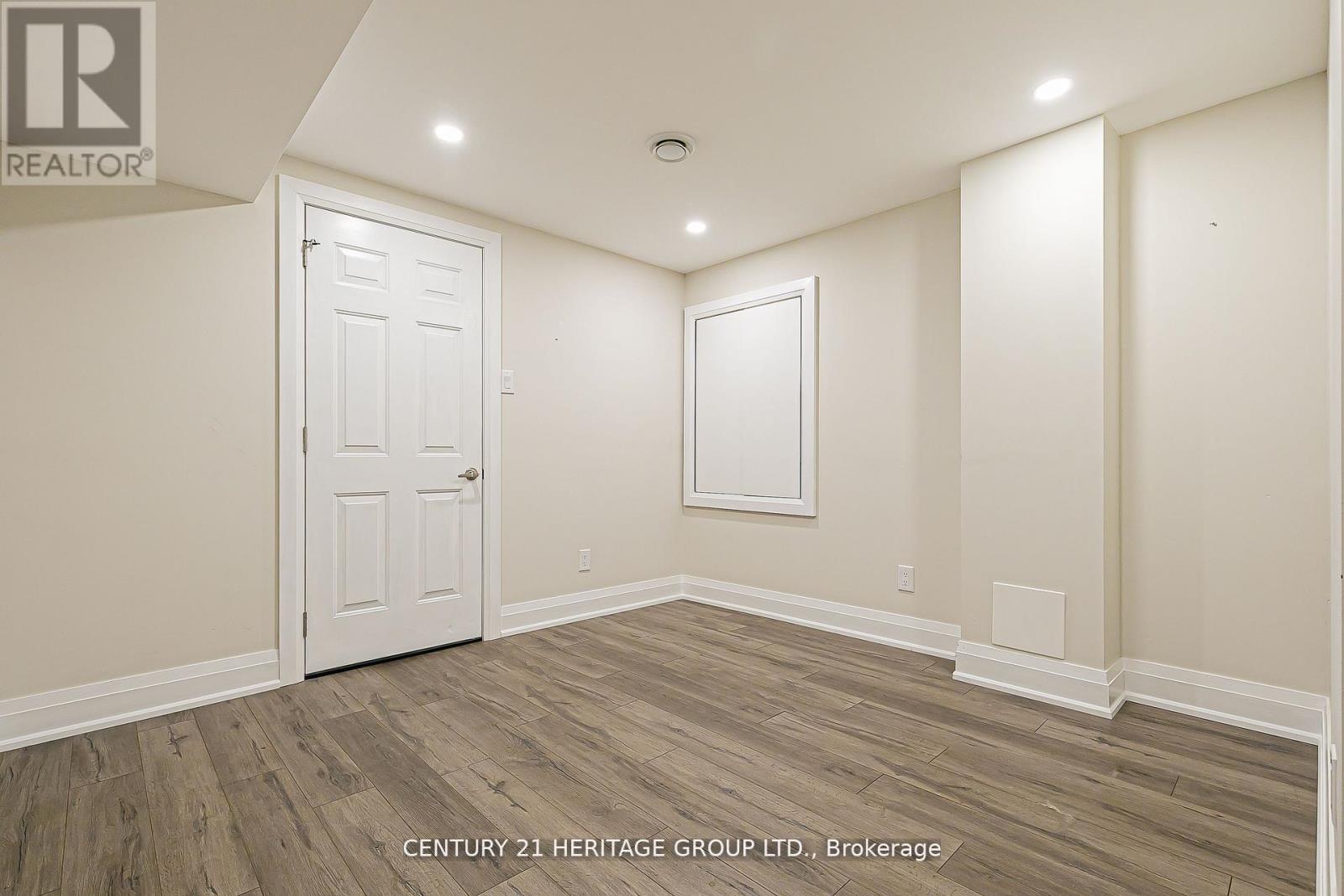 2 Roy Harper Avenue, Aurora, Ontario  L4G 0V4 - Photo 40 - N12636940