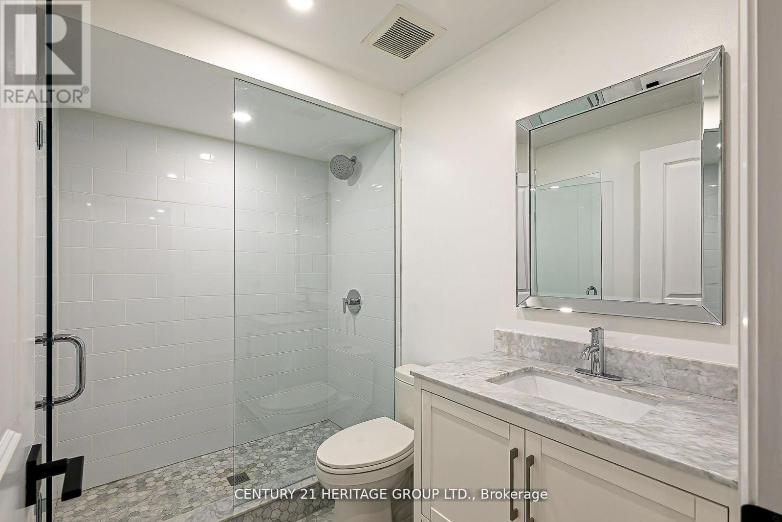 2 Roy Harper Avenue, Aurora, Ontario  L4G 0V4 - Photo 42 - N12636940