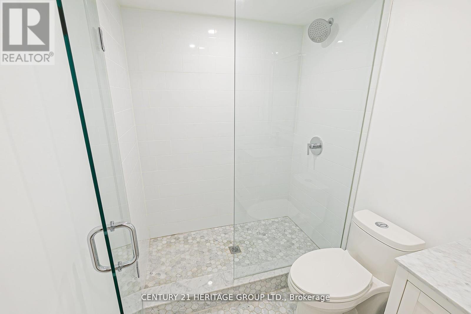 2 Roy Harper Avenue, Aurora, Ontario  L4G 0V4 - Photo 43 - N12636940