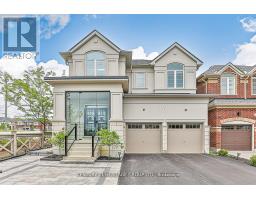 2 ROY HARPER AVENUE, Aurora, Ontario
