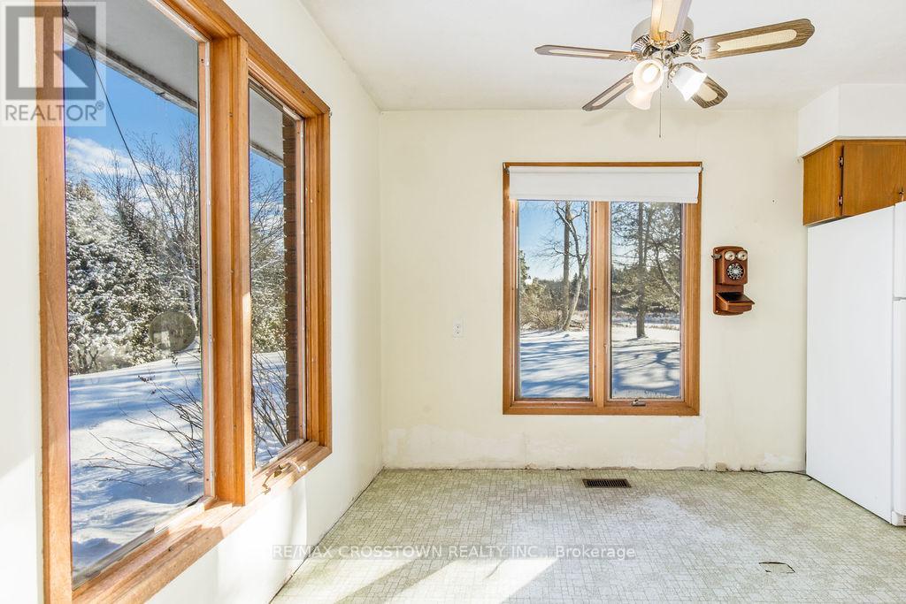 12036 County Rd 27, Springwater, Ontario  L9X 0M1 - Photo 7 - S12636932