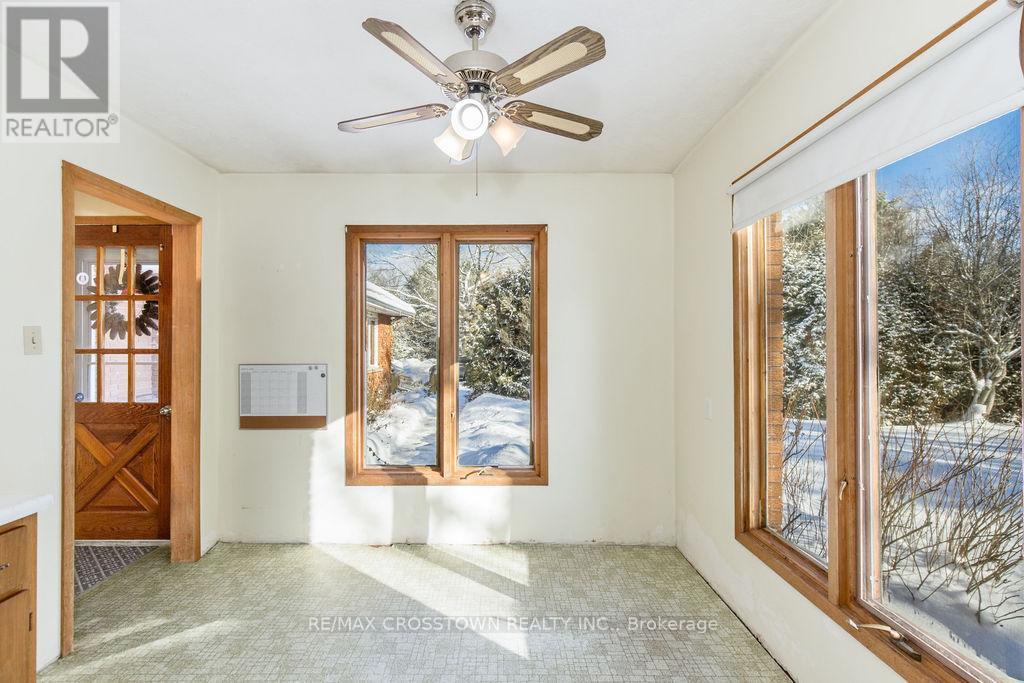 12036 County Rd 27, Springwater, Ontario  L9X 0M1 - Photo 8 - S12636932