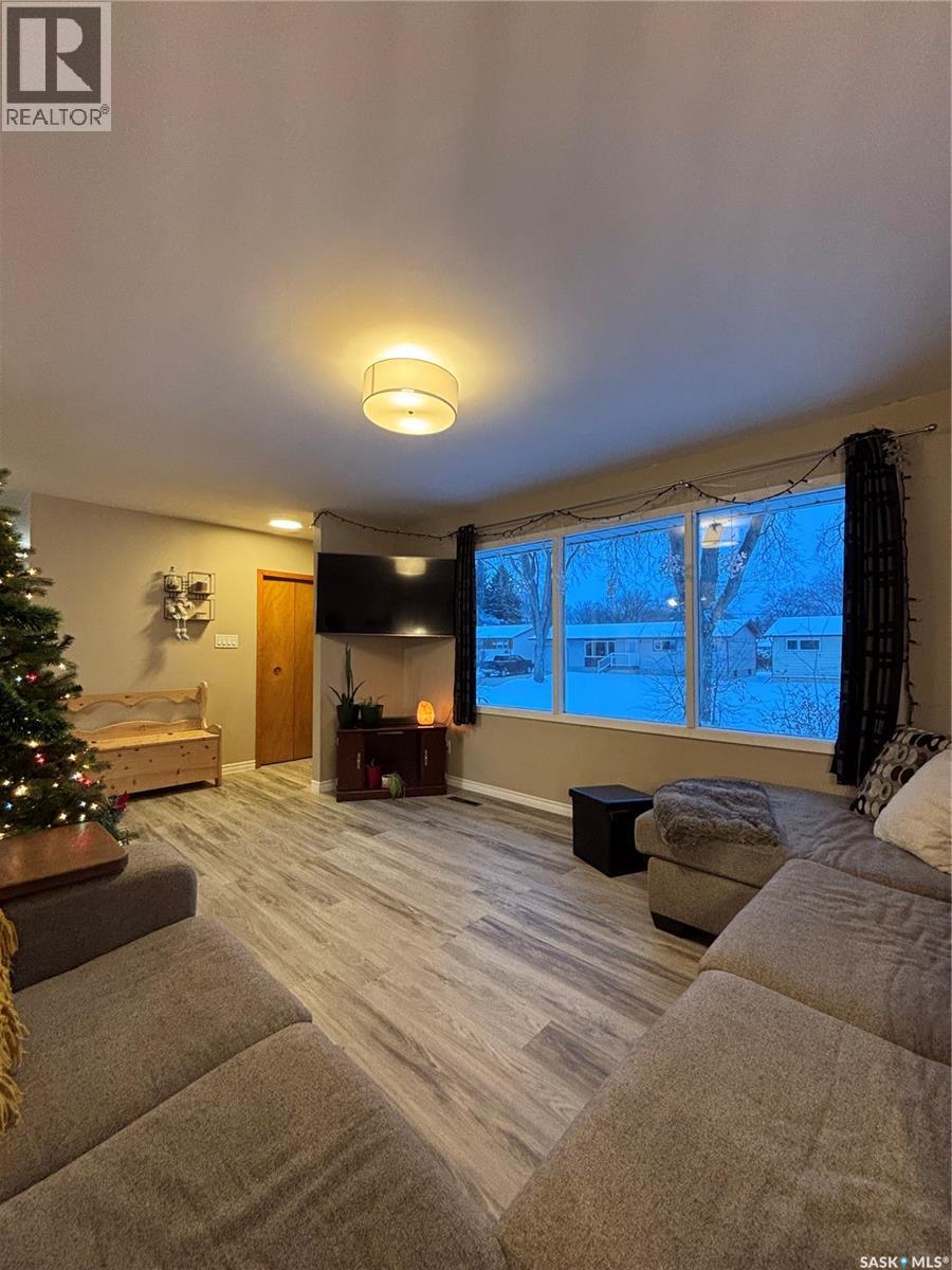 114 Jubilee Crescent, Canora, Saskatchewan  S0A 0L0 - Photo 10 - SK025694