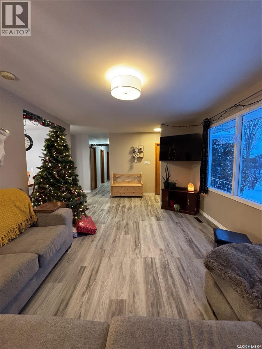 114 Jubilee Crescent, Canora, Saskatchewan  S0A 0L0 - Photo 11 - SK025694
