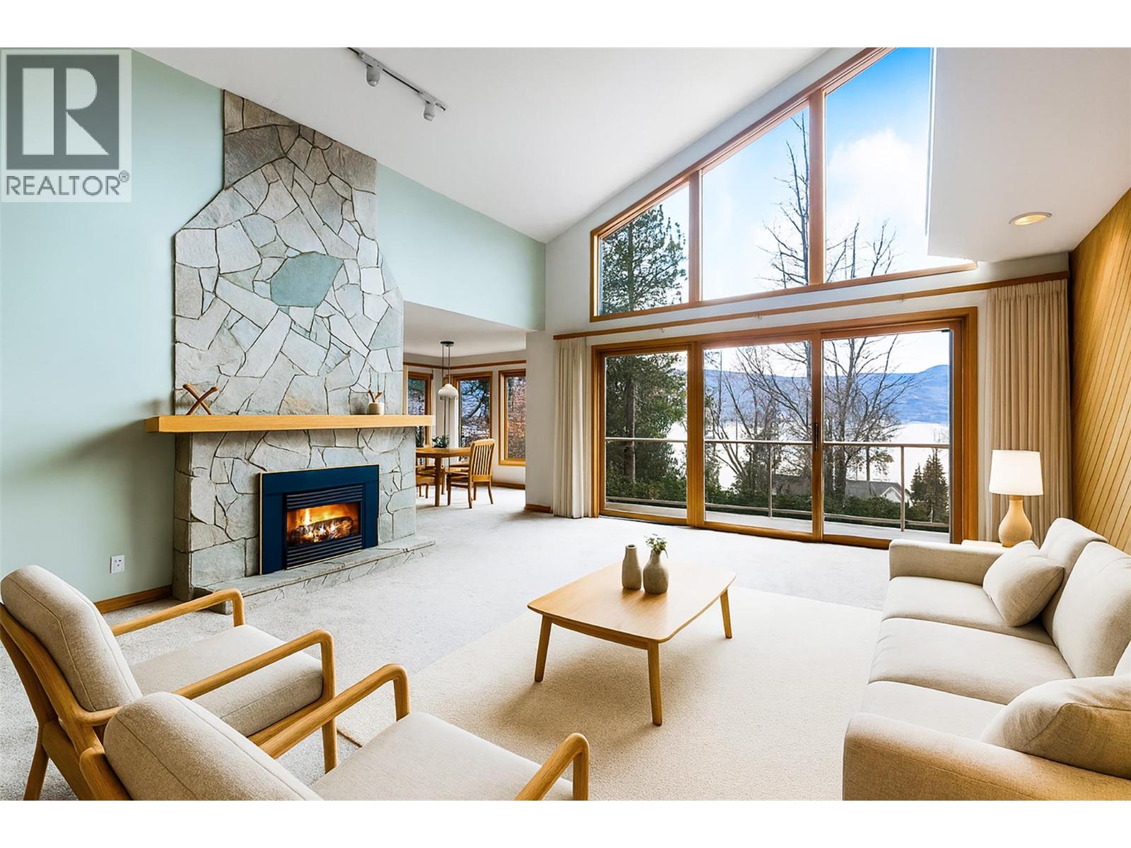 707 Brookfield Court, West Kelowna, British Columbia  V1Z 3E2 - Photo 2 - 10371205