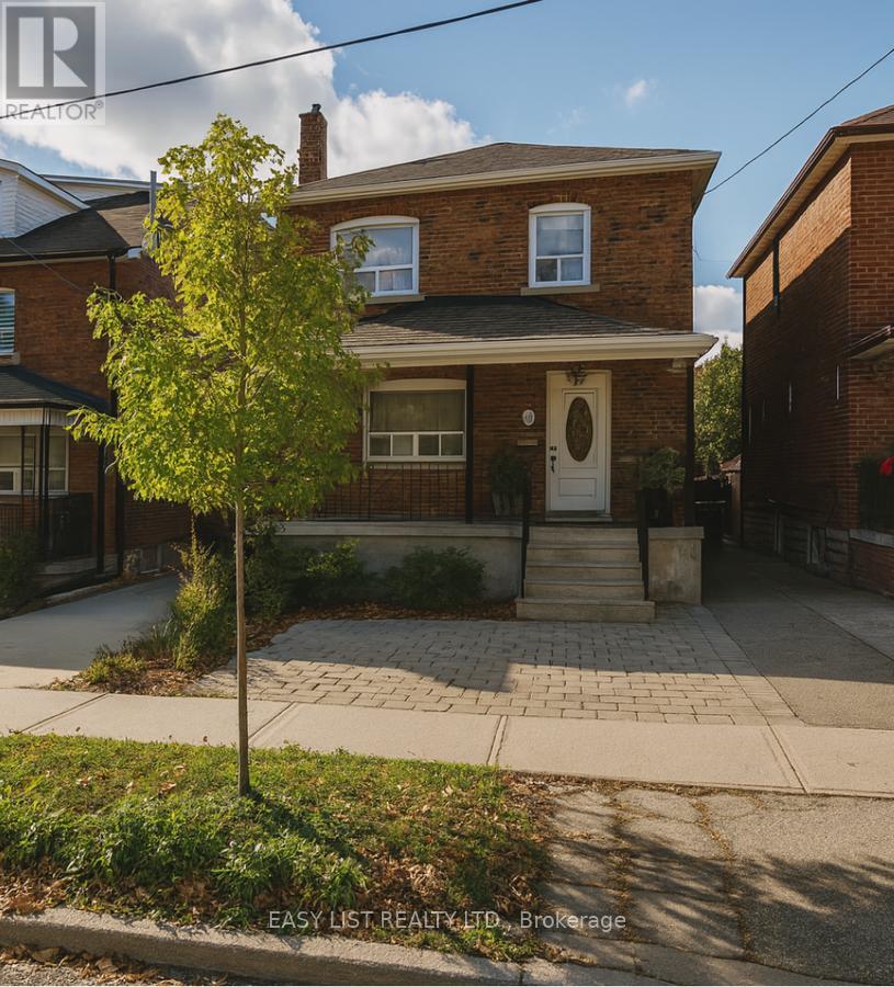10 FAIRBANK AVENUE, Toronto, Ontario