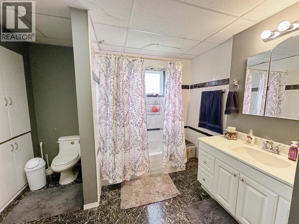 5009 50 Avenue, Valleyview, Alberta T0H 3C0 - Photo 6 - A2224780