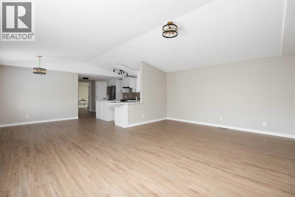 137 Mitchell Drive, Fort Mcmurray, Alberta T9K 2P1 - Photo 18 - A2274723