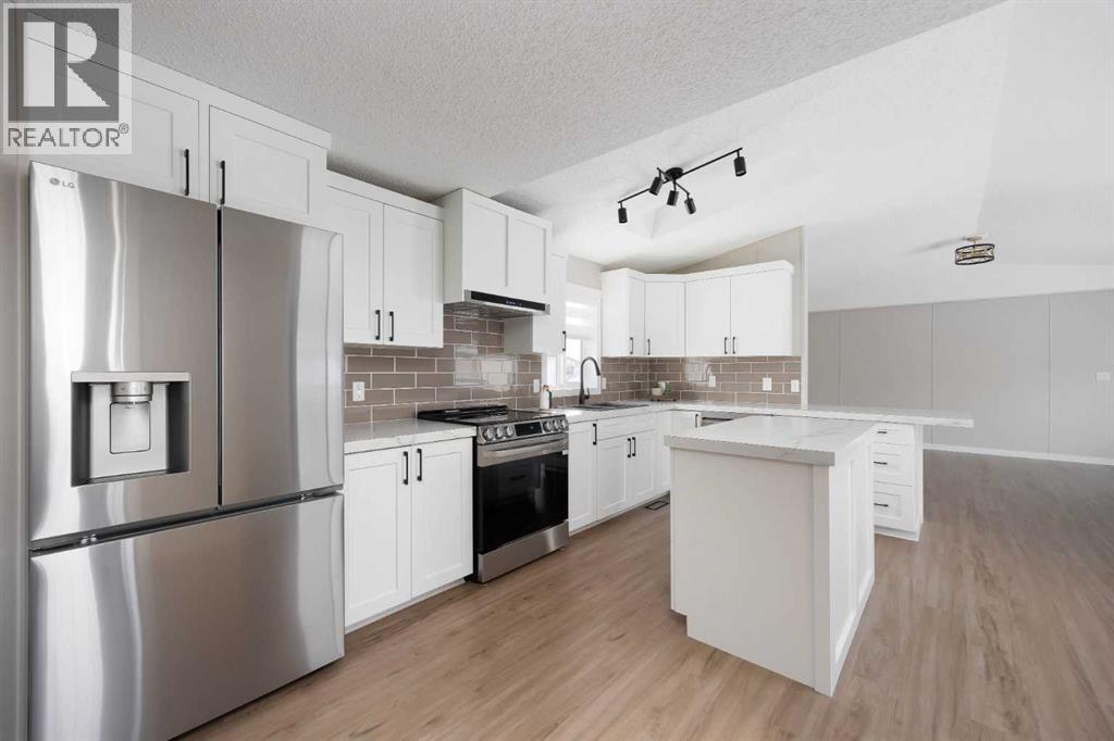 137 Mitchell Drive, Fort Mcmurray, Alberta T9K 2P1 - Photo 26 - A2274723