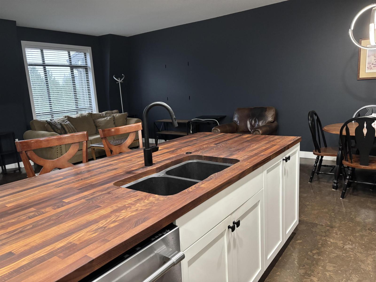 413 8880 202 Street, Langley, British Columbia  V1M 4E7 - Photo 8 - R3073421