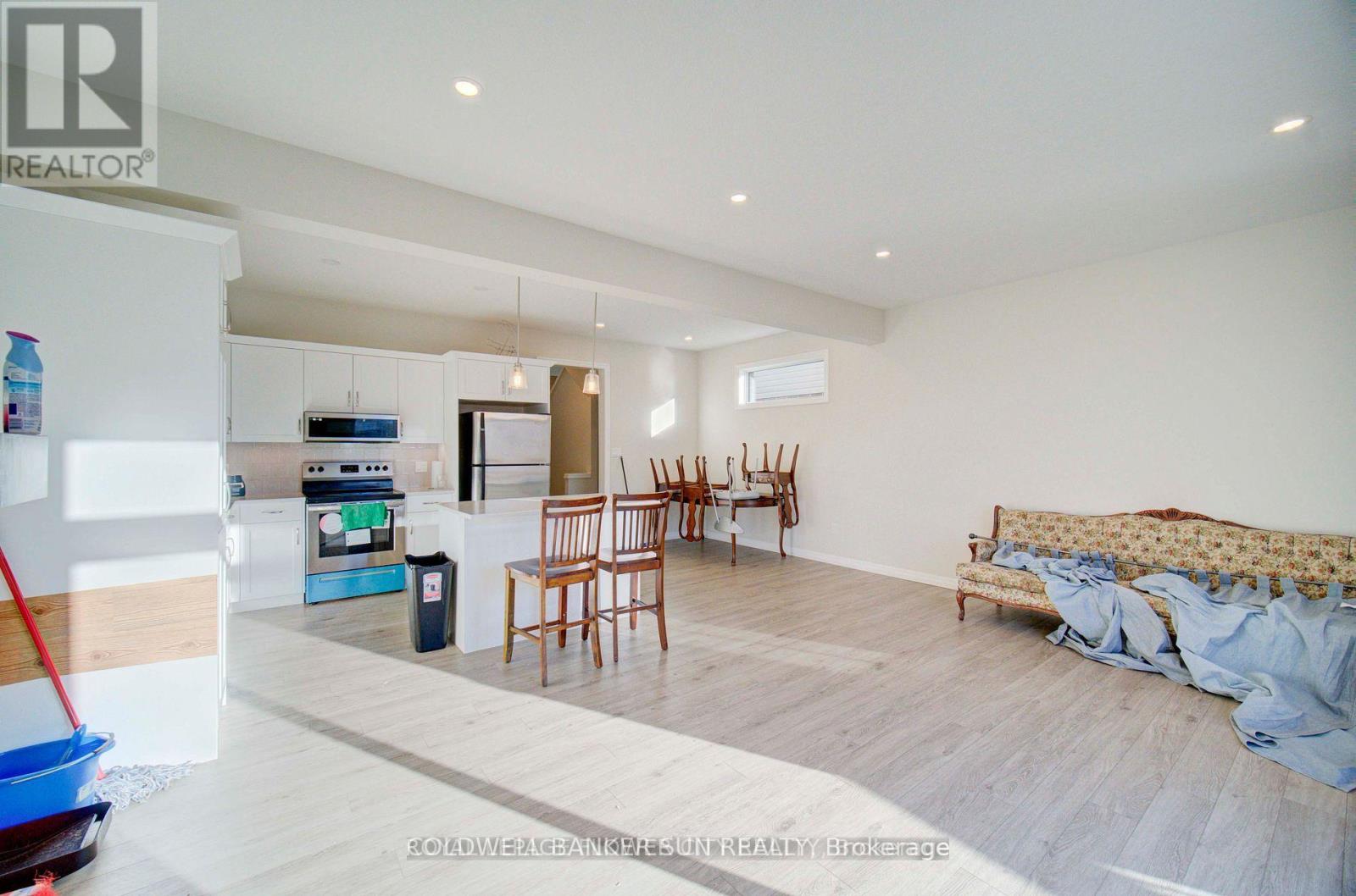 80 Keba Crescent, Tillsonburg, Ontario  N4G 0K7 - Photo 14 - X12636894