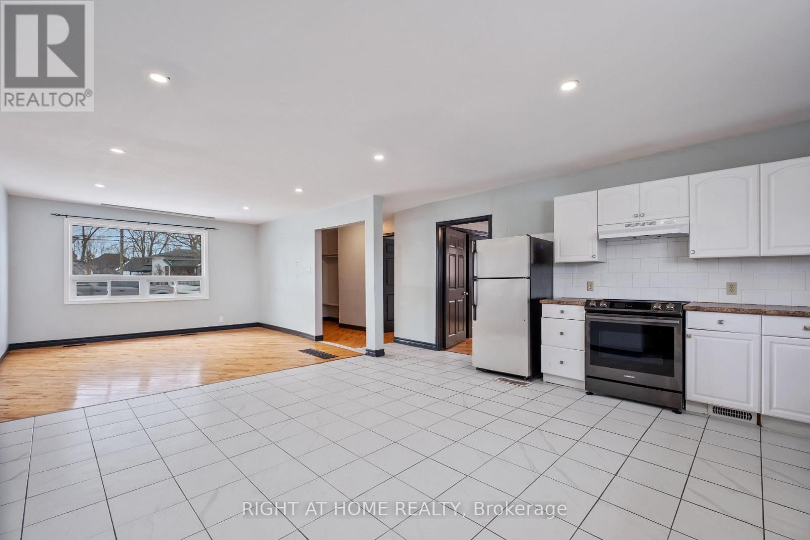 7813 Mulhern Street, Niagara Falls, Ontario  L2H 1B6 - Photo 14 - X12636906