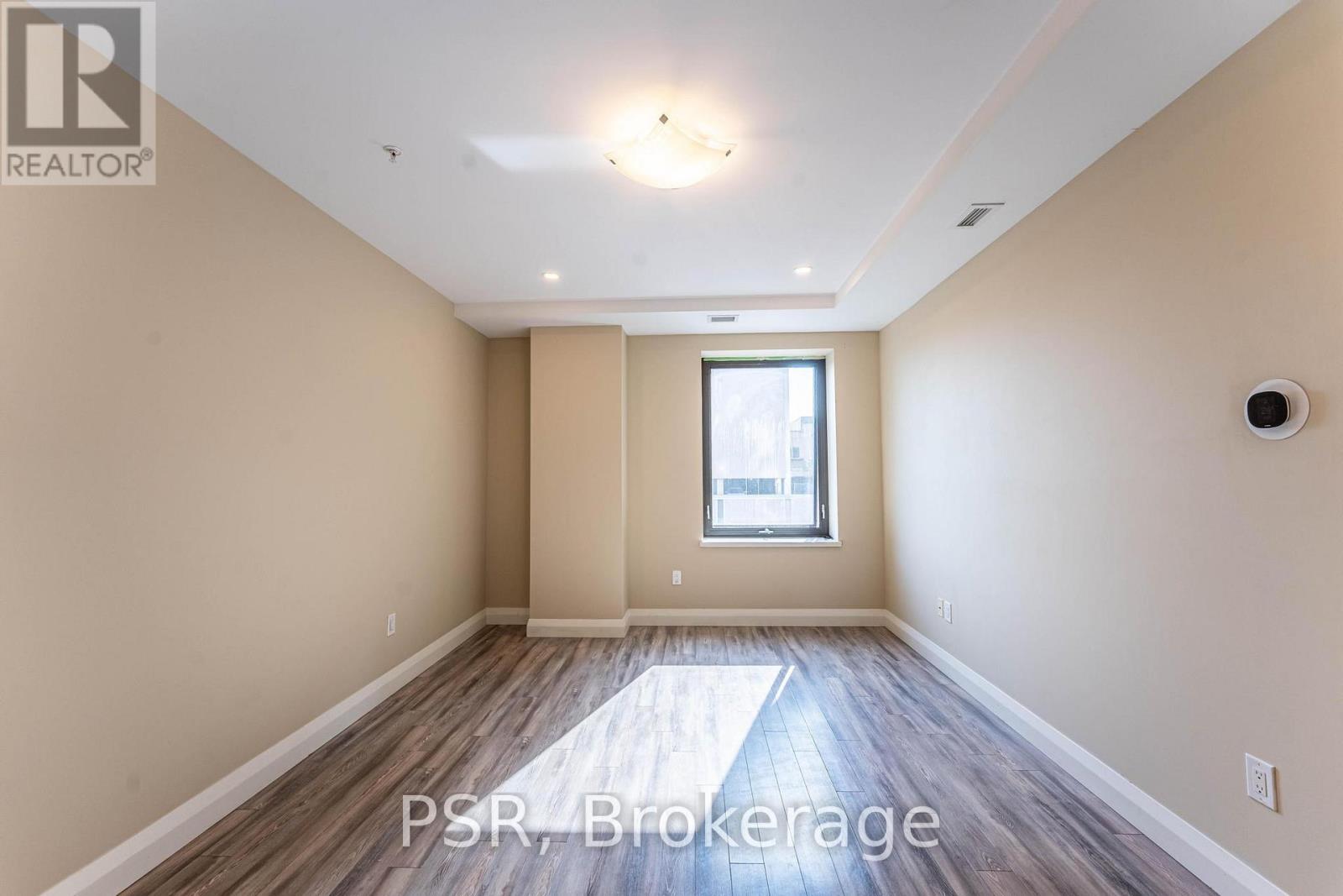 421 - 118 King Street E, Hamilton, Ontario  L8N 0A9 - Photo 10 - X12636942