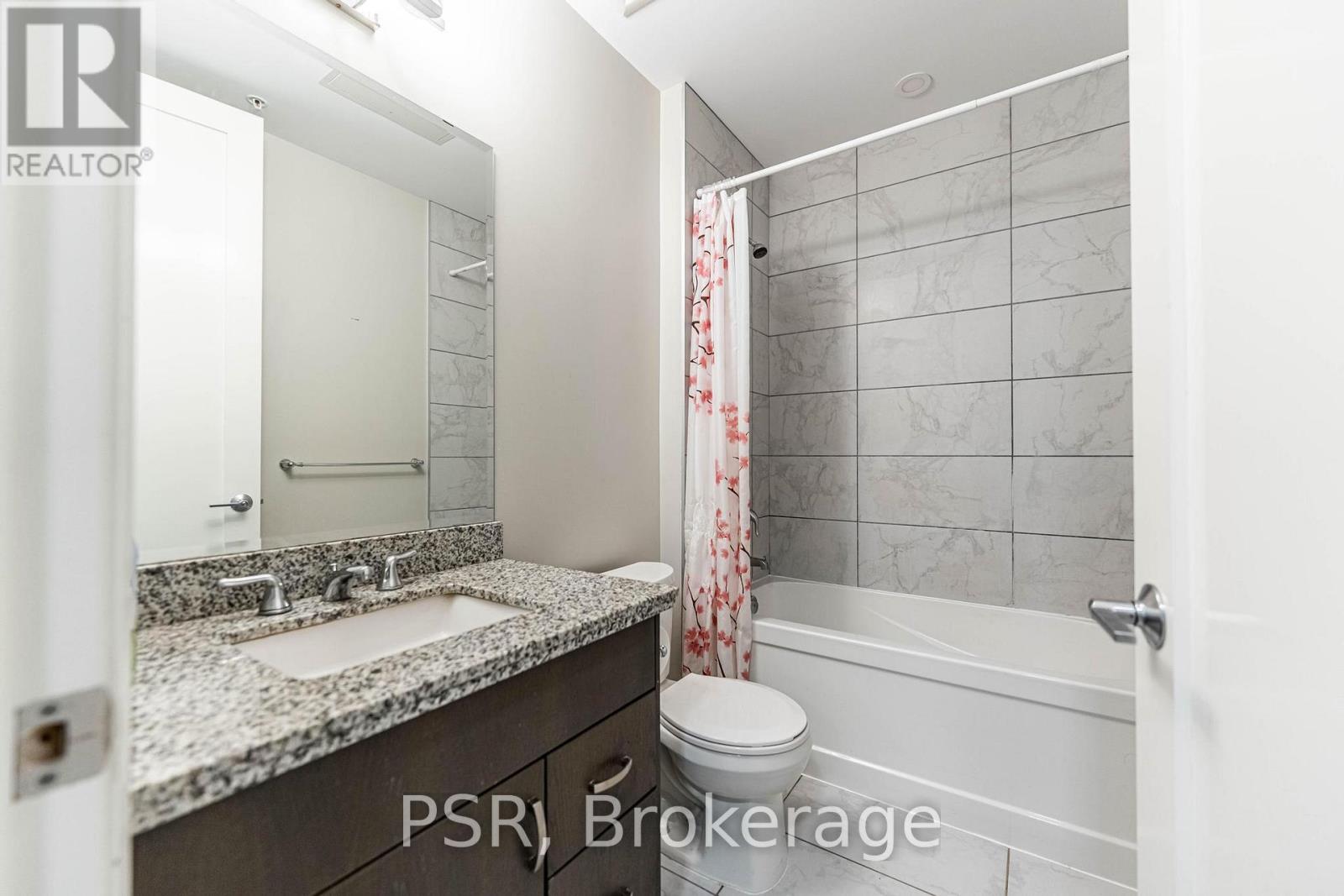 421 - 118 King Street E, Hamilton, Ontario  L8N 0A9 - Photo 3 - X12636942