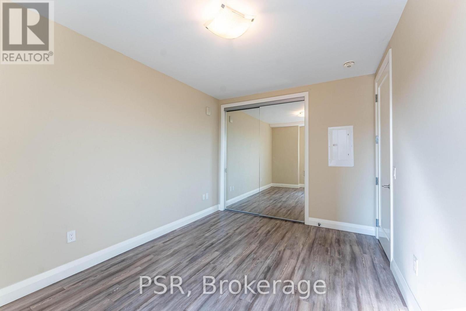 421 - 118 King Street E, Hamilton, Ontario  L8N 0A9 - Photo 6 - X12636942