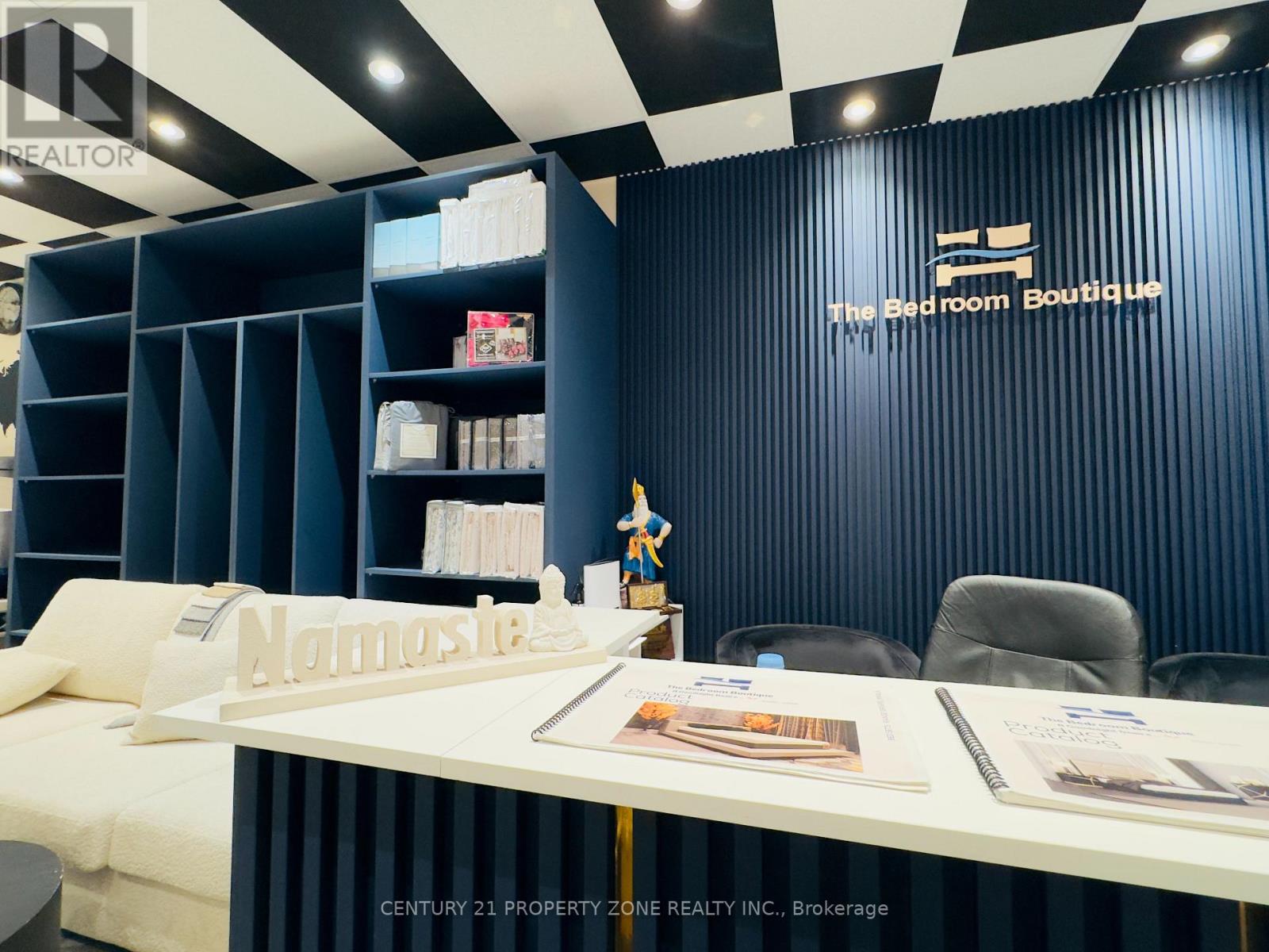 1 - 268 Rutherford Road S, Brampton, Ontario  L6W 3L2 - Photo 6 - W12634908